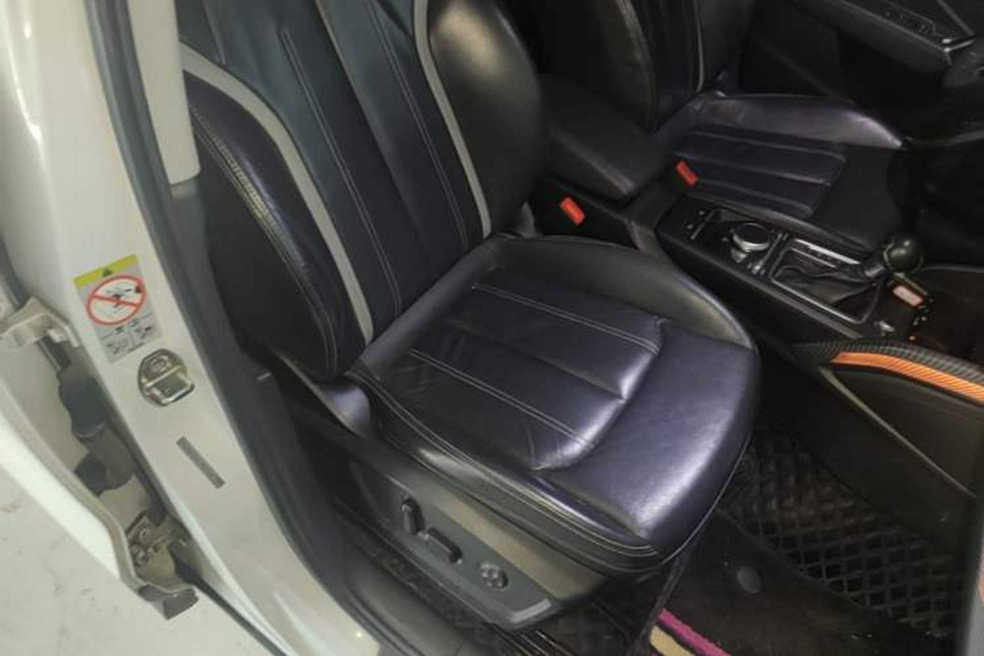 Used Audi Q2L 2020 35 TFSI Luxury Dynamic Edition Right Front Seat
