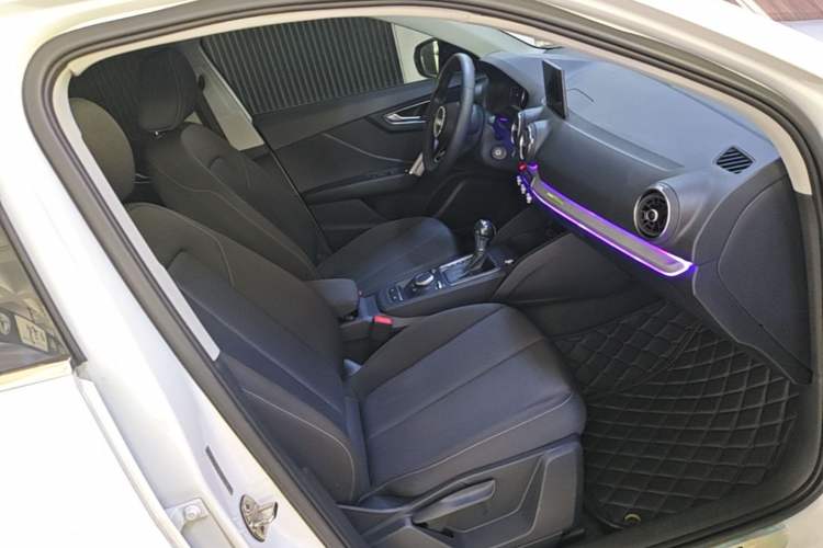 Used Audi Q2L 2020 35 TFSI Ambition Dynamic Edition Right Front Seat