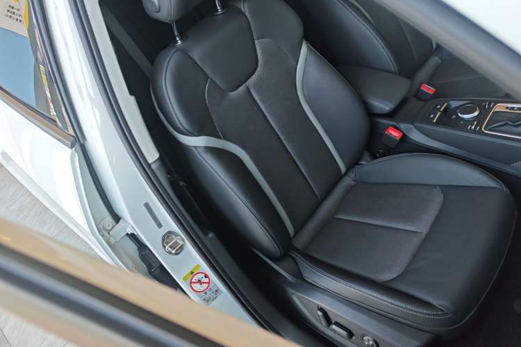 Used Audi Q2L 2020 35 TFSI Fashion Dynamic Model Right Front Seat