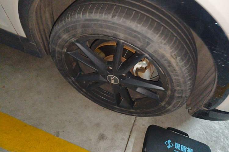 Used Audi Q2L 2020 35 TFSI Ambition Dynamic Edition Right Front Wheel Hub