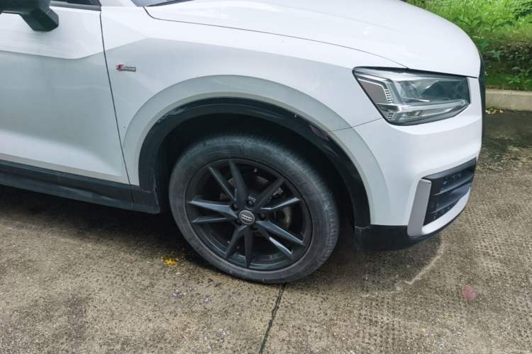 Used Audi Q2L 2020 35 TFSI Ambition Dynamic Edition Right Front Wheel Hub