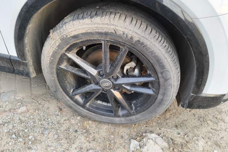 Used Audi Q2L 2020 35 TFSI Ambition Dynamic Edition Right Front Wheel Hub