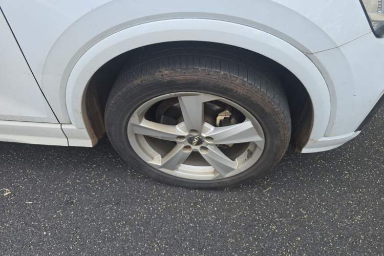 Used Audi Q2L 2020 35 TFSI Fashionable and Elegant Model Right Front Wheel Hub