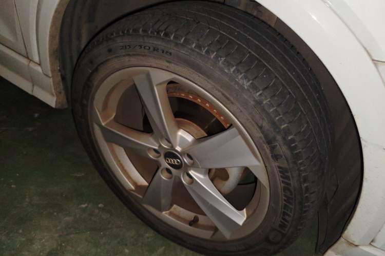 Used Audi Q2L 2020 35 TFSI Fashionable and Elegant Model Right Front Wheel Hub