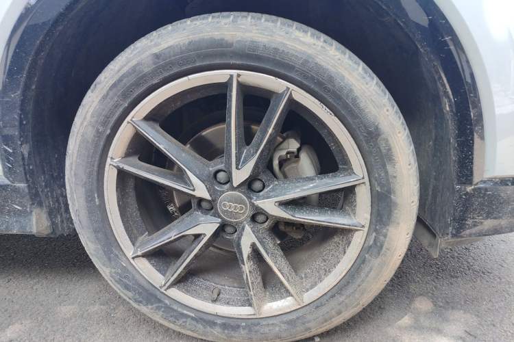 Used Audi Q2L 2020 35 TFSI Ambition Dynamic Edition Right Front Wheel Hub
