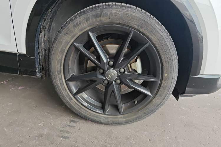 Used Audi Q2L 2020 35 TFSI Ambition Dynamic Edition Right Front Wheel Hub