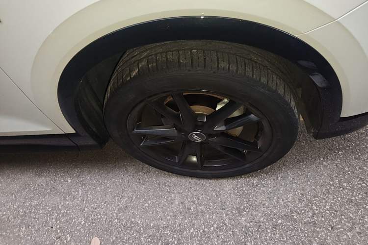 Used Audi Q2L 2020 35 TFSI Fashion Dynamic Model Right Front Wheel Hub