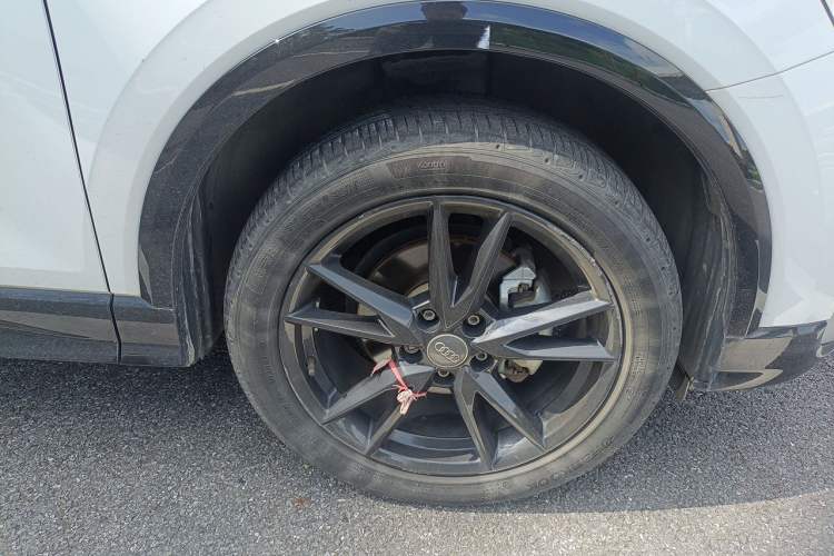 Used Audi Q2L 2020 35 TFSI Fashion Dynamic Model Right Front Wheel Hub