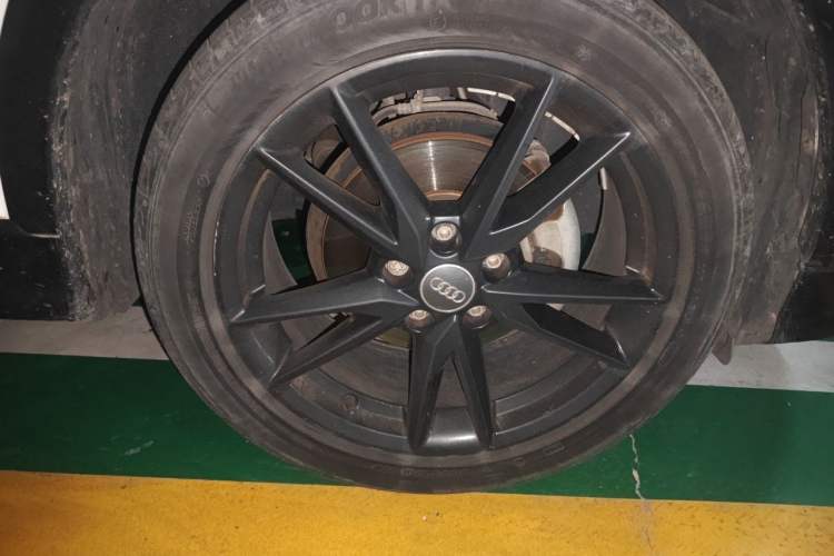 Used Audi Q2L 2020 35 TFSI Ambition Dynamic Edition Right Front Wheel Hub