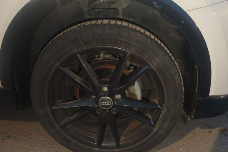 Used Audi Q2L 2020 35 TFSI Ambition Dynamic Edition Right Front Wheel Hub