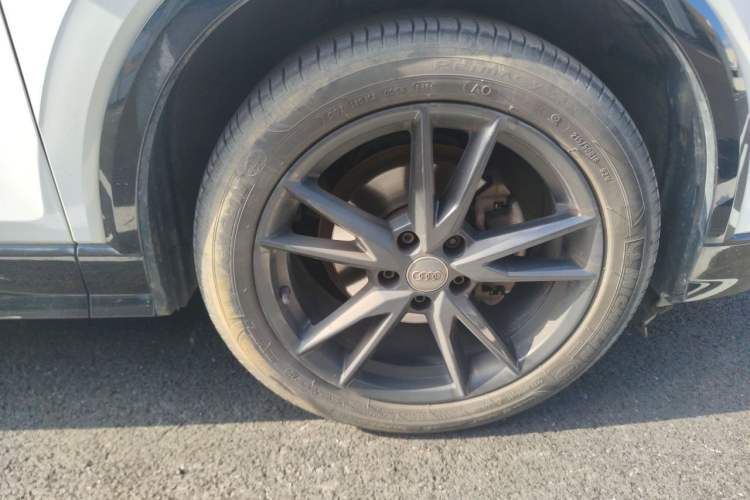 Used Audi Q2L 2020 35 TFSI Ambition Dynamic Edition Right Front Wheel Hub