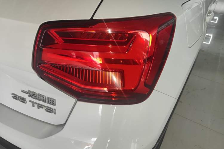 Used Audi Q2L 2020 35 TFSI Luxury Dynamic Edition Right Rear Taillight