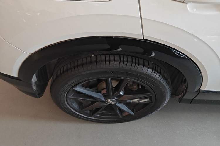 Used Audi Q2L 2020 35 TFSI Ambition Dynamic Edition Right Rear Wheel Hub