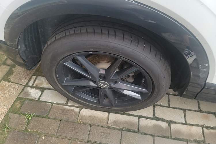 Used Audi Q2L 2020 35 TFSI Ambition Dynamic Edition Right Rear Wheel Hub
