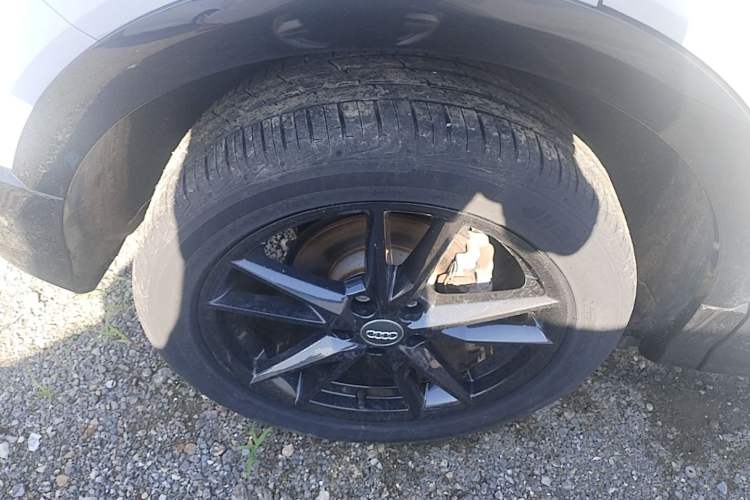 Used Audi Q2L 2020 35 TFSI Ambition Dynamic Edition Right Rear Wheel Hub