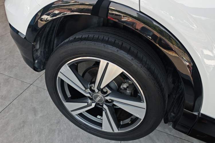 Used Audi Q2L 2020 35 TFSI Fashion Dynamic Model Right Rear Wheel Hub