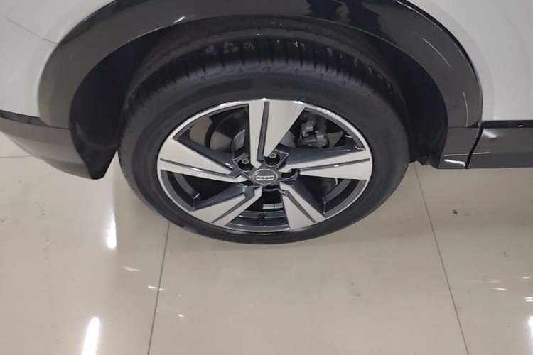 Used Audi Q2L 2020 35 TFSI Fashion Dynamic Model Right Rear Wheel Hub