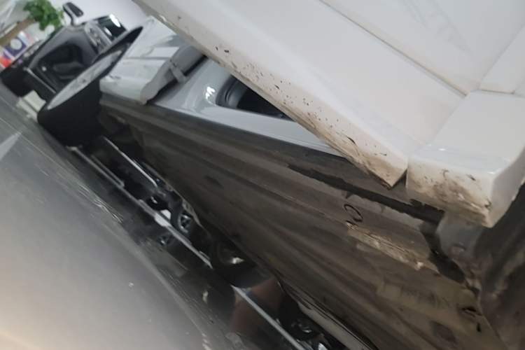Used Audi Q2L 2020 35 TFSI Fashionable and Elegant Model Right Side Sill