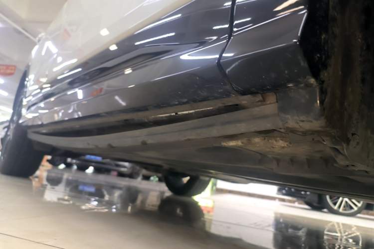 Used Audi Q2L 2020 35 TFSI Ambition Dynamic Edition Right Side Sill