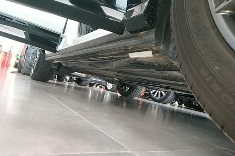 Used Audi Q2L 2020 35 TFSI Ambition Dynamic Edition Right Side Sill