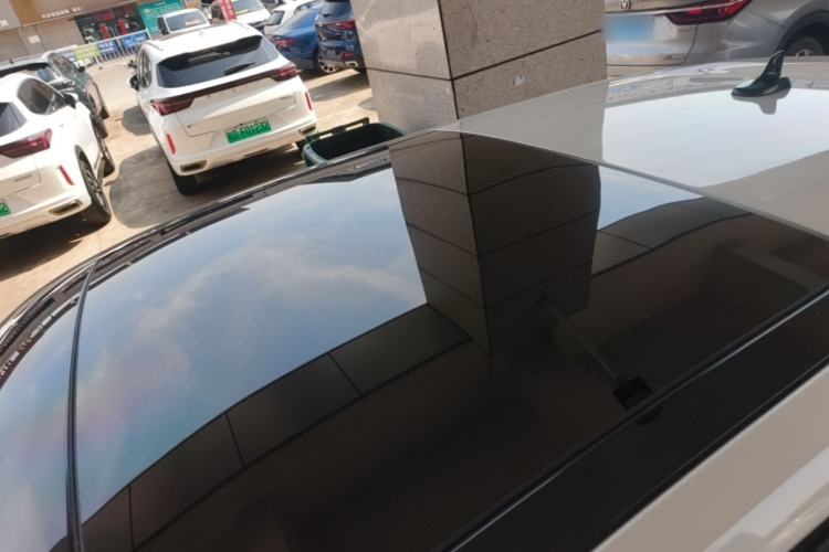 Used Audi Q2L 2020 35 TFSI Fashionable and Elegant Model Roof