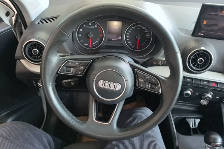 Used Audi Q2L 2020 35 TFSI Ambition Dynamic Edition Steering Wheel