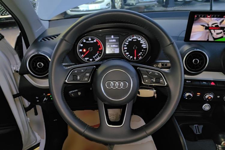 Used Audi Q2L 2020 35 TFSI Ambition Dynamic Edition Steering Wheel