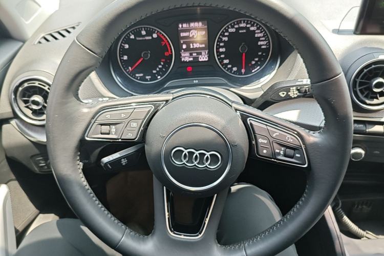 Used Audi Q2L 2020 35 TFSI Ambition Dynamic Edition Steering Wheel
