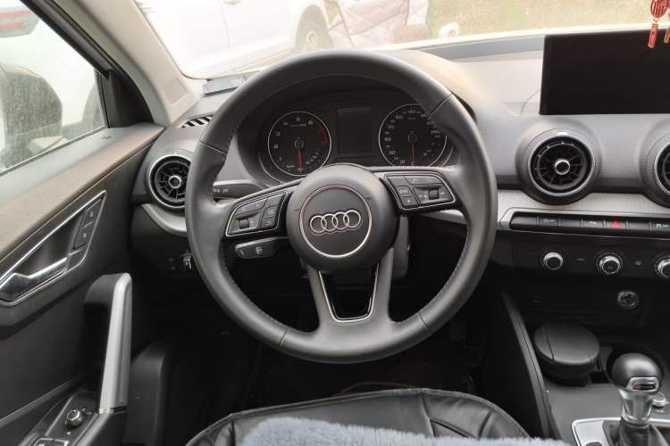 Used Audi Q2L 2020 35 TFSI Ambition Dynamic Edition Steering Wheel