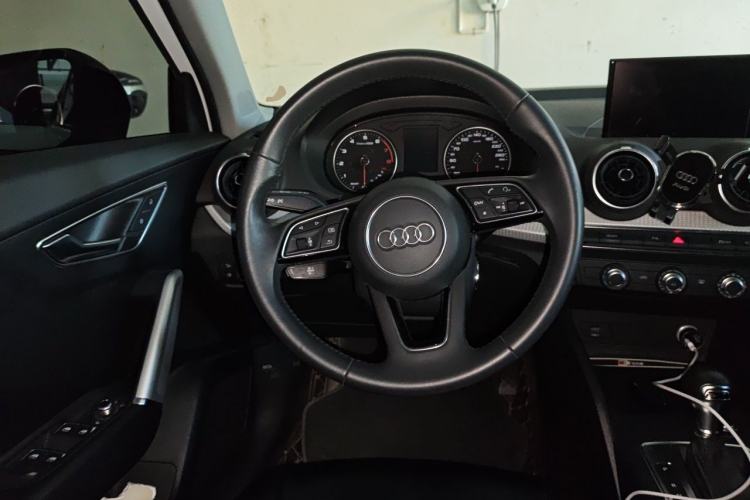 Used Audi Q2L 2020 35 TFSI Ambition Dynamic Edition Steering Wheel