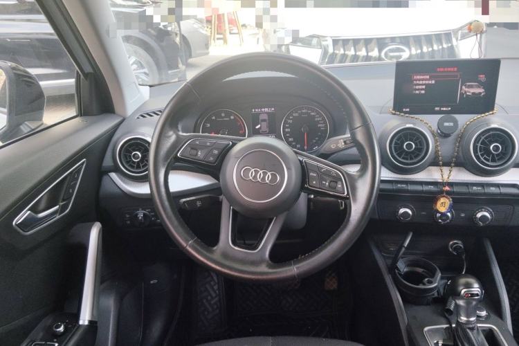 Used Audi Q2L 2020 35 TFSI Ambition Dynamic Edition Steering Wheel