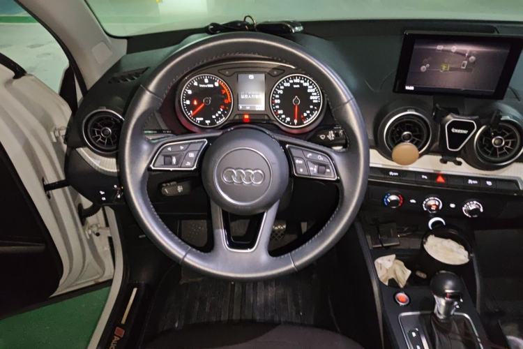 Used Audi Q2L 2020 35 TFSI Ambition Dynamic Edition Steering Wheel