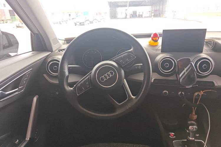 Used Audi Q2L 2020 35 TFSI Ambition Dynamic Edition Steering Wheel