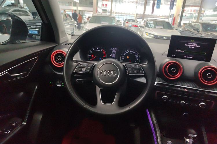 Used Audi Q2L 2020 35 TFSI Fashion Dynamic Model Steering Wheel