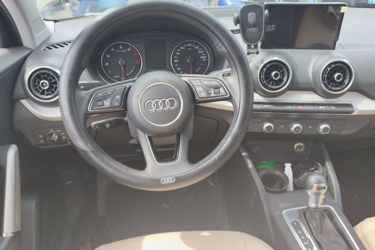 Used Audi Q2L 2020 35 TFSI Ambition Dynamic Edition Steering Wheel