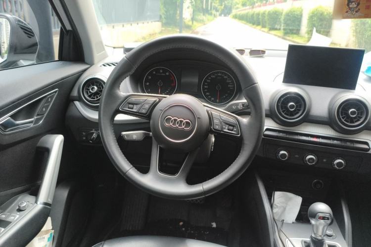 Used Audi Q2L 2020 35 TFSI Ambition Dynamic Edition Steering Wheel