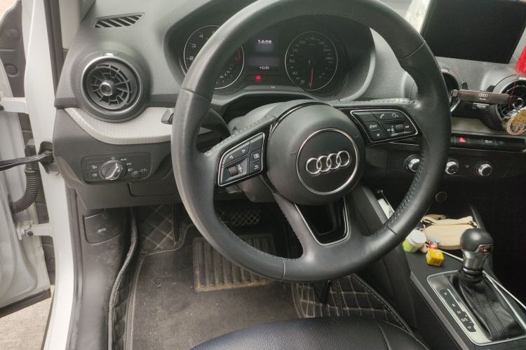 Used Audi Q2L 2020 35 TFSI Ambition Dynamic Edition Steering Wheel