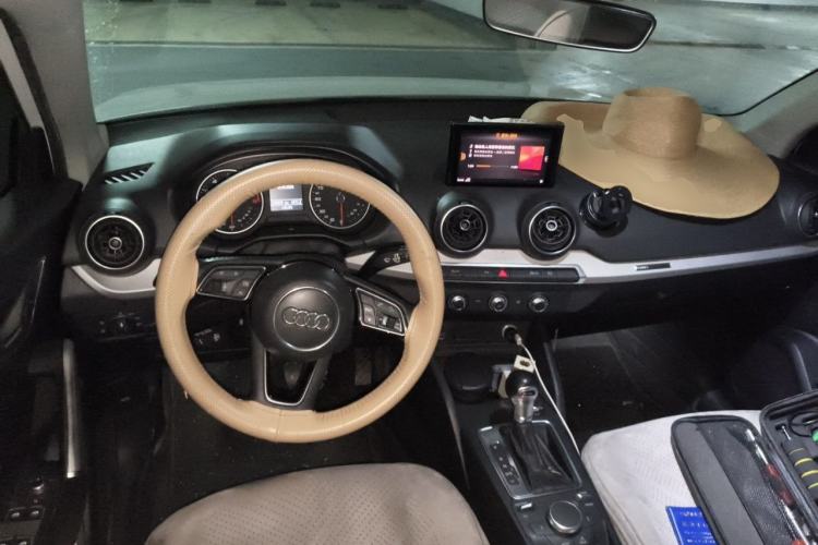 Used Audi Q2L 2020 35 TFSI Ambition Dynamic Edition Steering Wheel