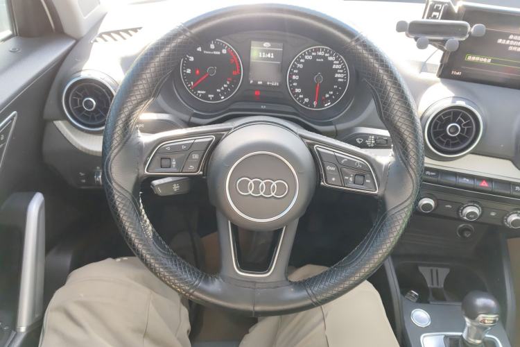 Used Audi Q2L 2020 35 TFSI Ambition Dynamic Edition Steering Wheel