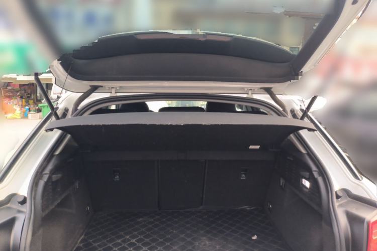 Used Audi Q2L 2020 35 TFSI Fashionable and Elegant Model Trunk