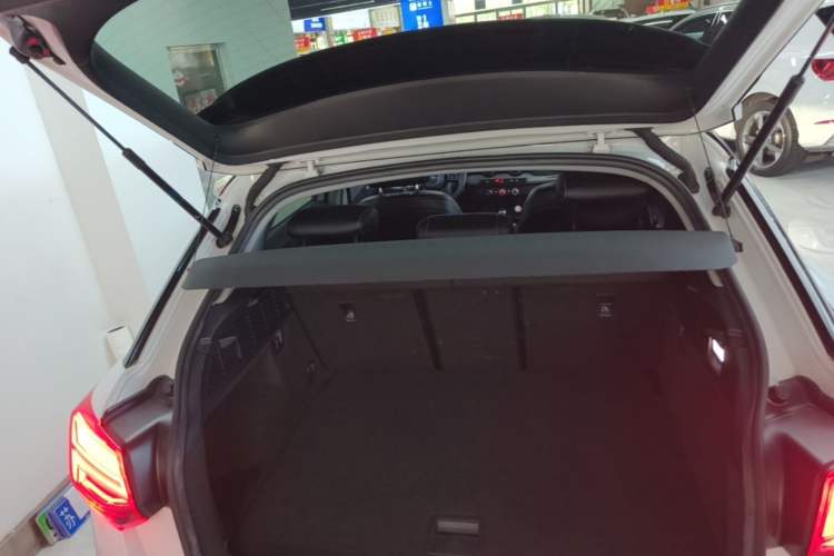 Used Audi Q2L 2020 35 TFSI Ambition Dynamic Edition Trunk