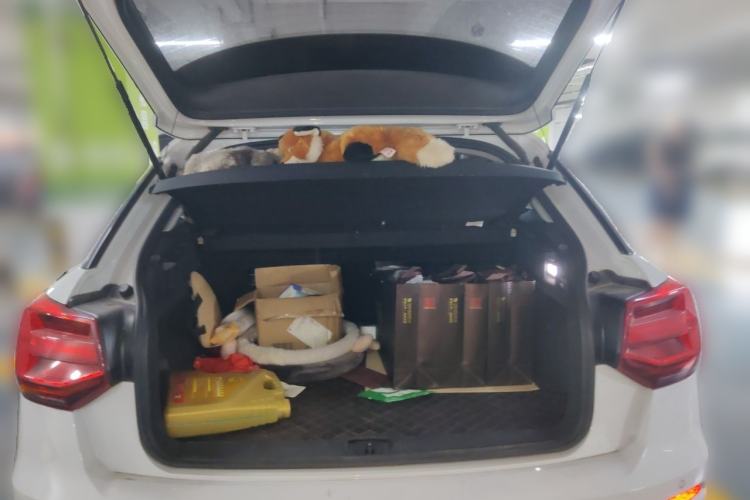 Used Audi Q2L 2020 35 TFSI Fashionable and Elegant Model Trunk