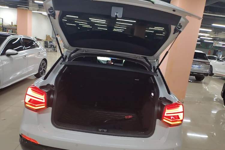 Used Audi Q2L 2020 35 TFSI Fashion Dynamic Model Trunk