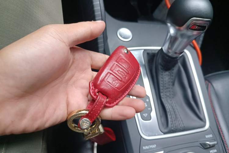 Used Audi Q2L 2020 35 TFSI Ambition Dynamic Edition Vehicle Key