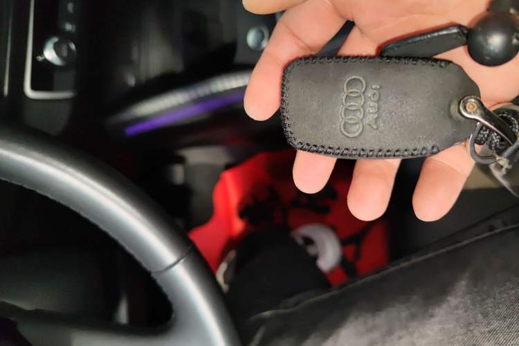 Used Audi Q2L 2020 35 TFSI Fashion Dynamic Model Vehicle Key