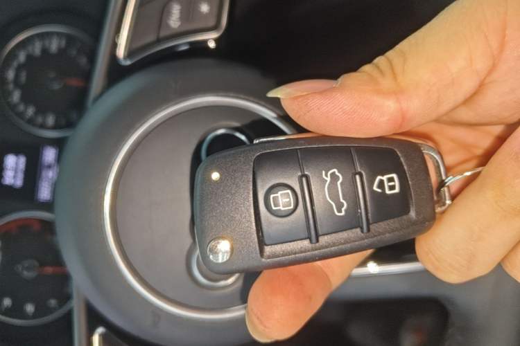 Used Audi Q2L 2020 35 TFSI Ambition Dynamic Edition Vehicle Key