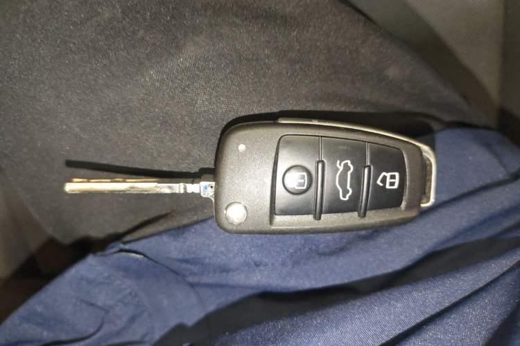 Used Audi Q2L 2020 35 TFSI Ambition Dynamic Edition Vehicle Key