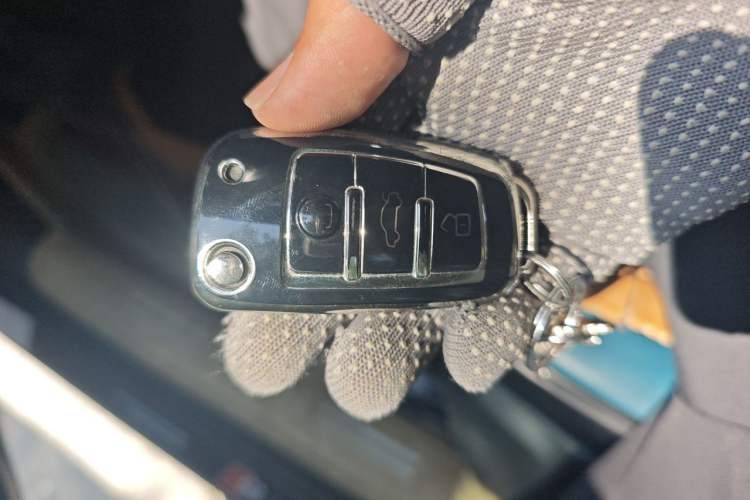 Used Audi Q2L 2020 35 TFSI Ambition Dynamic Edition Vehicle Key
