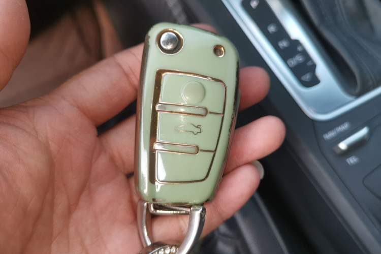 Used Audi Q2L 2020 35 TFSI Fashionable and Elegant Model Vehicle Key