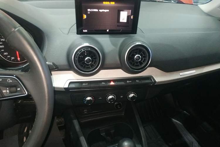 Used Audi Q2L 2020 35 TFSI Ambition Dynamic Edition Audio And AC Panel